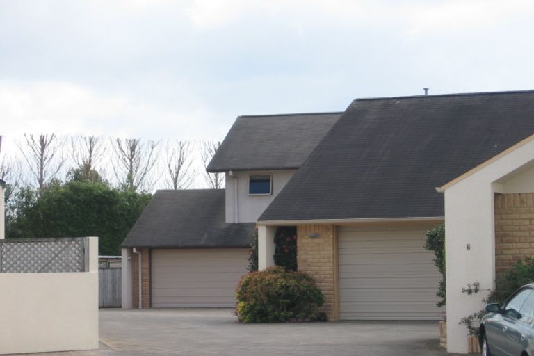 Photo of property in 8 Phoenix Heights, Mount Maunganui, 3116