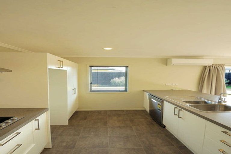 Photo of property in 5 Burford Way, Rolleston, 7615