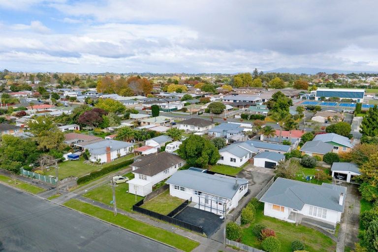 Photo of property in 19 Dalesford Street, Silverdale, Hamilton, 3216