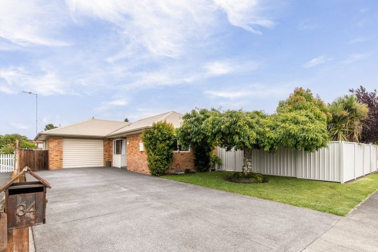 Photo of property in 34 Avondale Road, Taradale, Napier, 4112