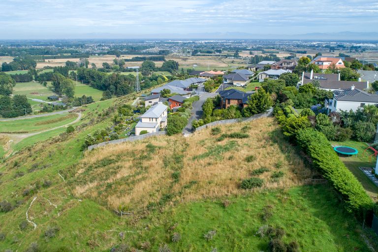 Photo of property in 5 Sedbergh Place, Westmorland, Christchurch, 8025