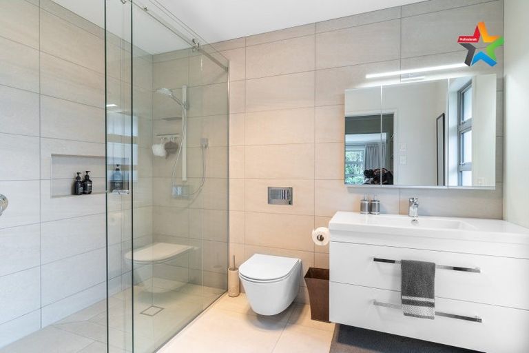 Photo of property in 30 Matua Road, Otatara, Invercargill, 9879