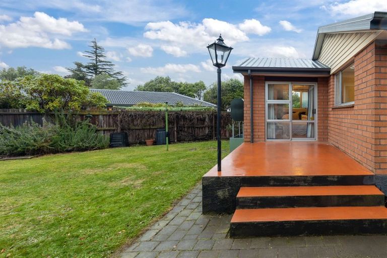 Photo of property in 24 Colina Street, Avonhead, Christchurch, 8042