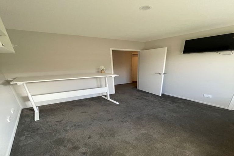 Photo of property in 16 Hannington Way, Rolleston, 7615