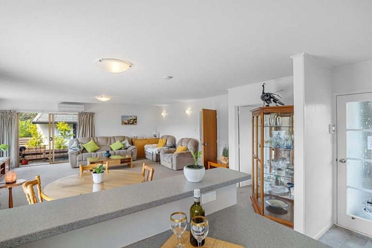 Photo of property in 85 Weatherly Road, Torbay, Auckland, 0630