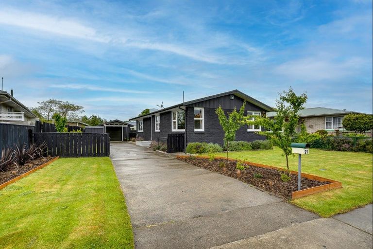 Photo of property in 21 Upham Street, Havelock North, 4130