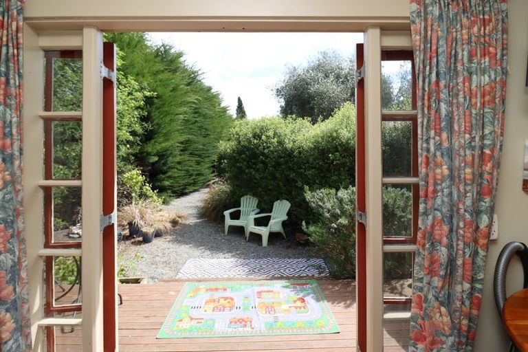 Photo of property in 6 Orr Street, Duntroon, 9494