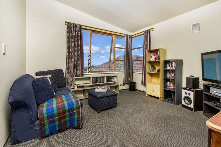 Photo of property in 39a Forrest Hill Road, Milford, Auckland, 0620