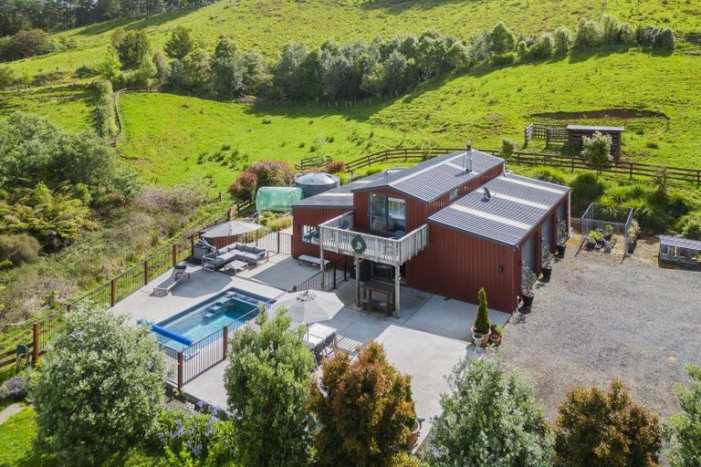 Photo of property in 69b Hodge Road, Coroglen, Whitianga, 3591