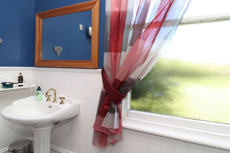 Photo of property in 6 Orr Street, Duntroon, 9494