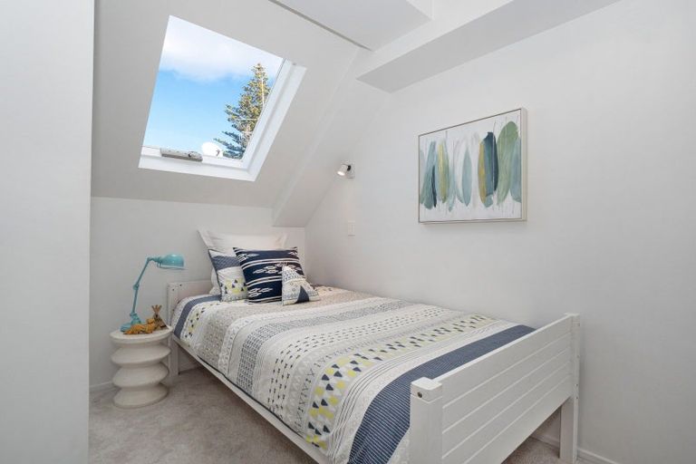 Photo of property in 2/28 The Mall, Mount Maunganui, 3116