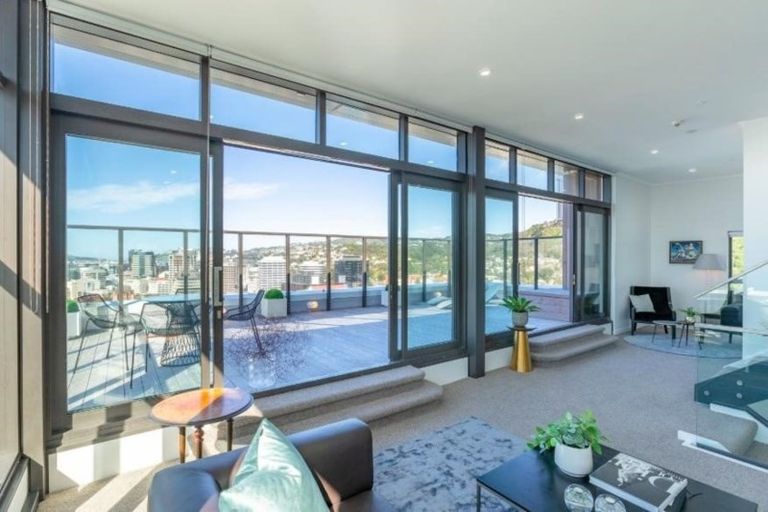 Photo of property in Frame Apartments, 1601/111 Molesworth Street, Thorndon, Wellington, 6011