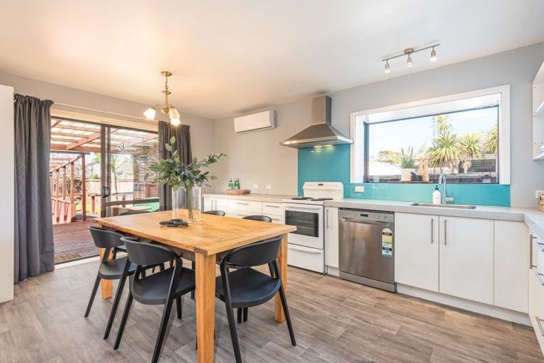 Photo of property in 26 Warblington Street, Aranui, Christchurch, 8061