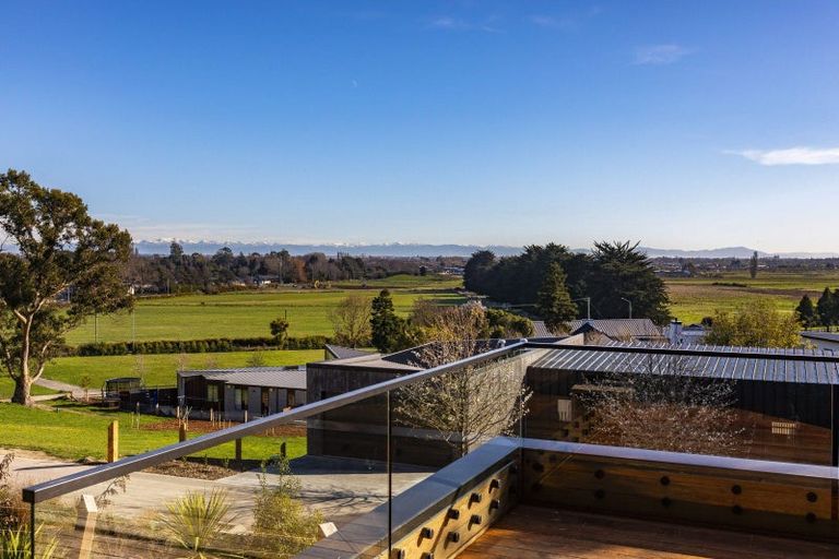 Photo of property in 3 Stoney Creek Lane, Halswell, Christchurch, 8025