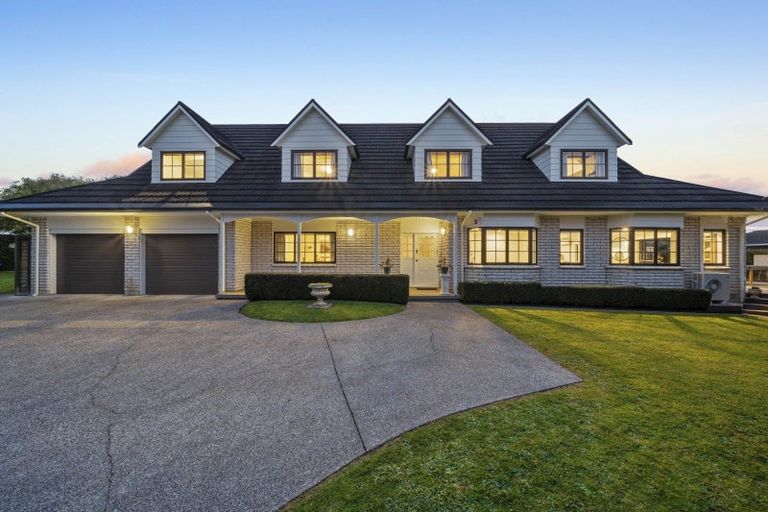 Photo of property in 11 Revell Court, Pukekohe, 2120