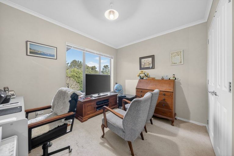 Photo of property in 30 Cody Crescent, Lansdowne, Masterton, 5810