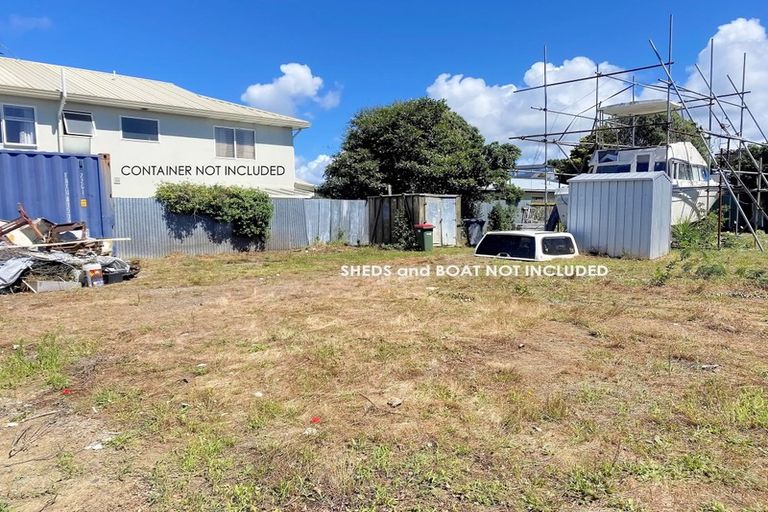 Photo of property in 8 Andara Close, Pinehill, Auckland, 0632