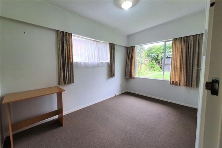 Photo of property in 12 Joyce Street, Pahurehure, Papakura, 2113