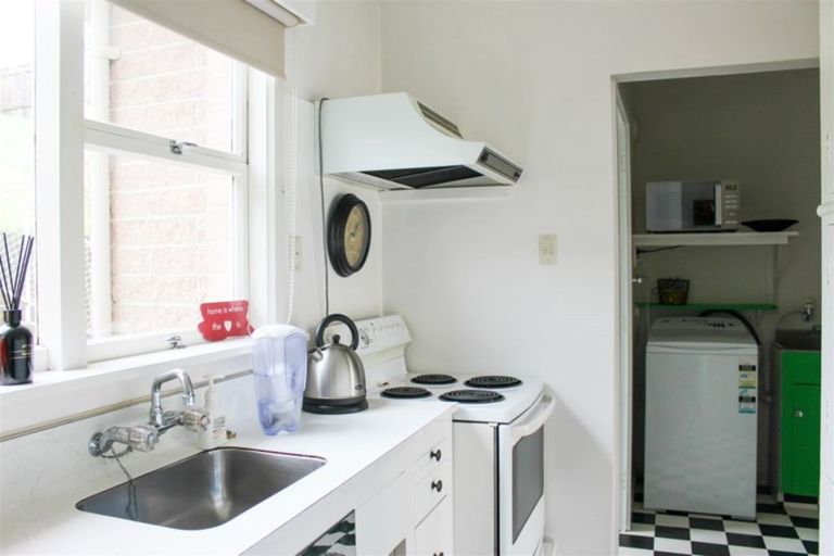 Photo of property in 1/6 Nelson Terrace, Seaview, Timaru, 7910