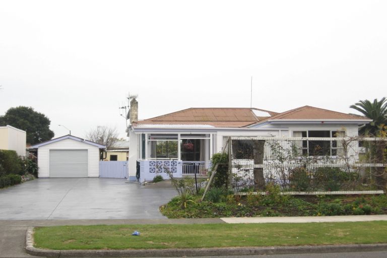 Photo of property in 10 Williams Street, Marewa, Napier, 4110