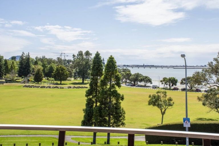 Photo of property in 22 Eleventh Avenue, Tauranga, 3110