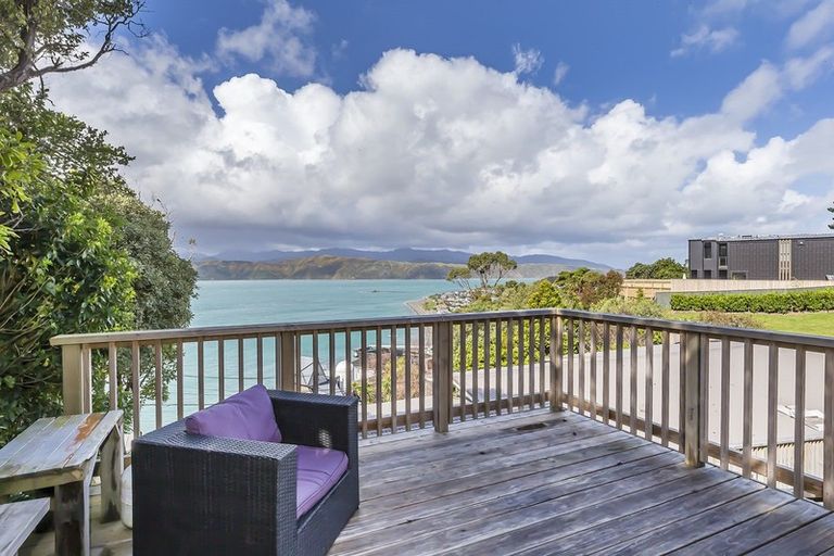 Photo of property in 20 Newport Terrace, Seatoun, Wellington, 6022