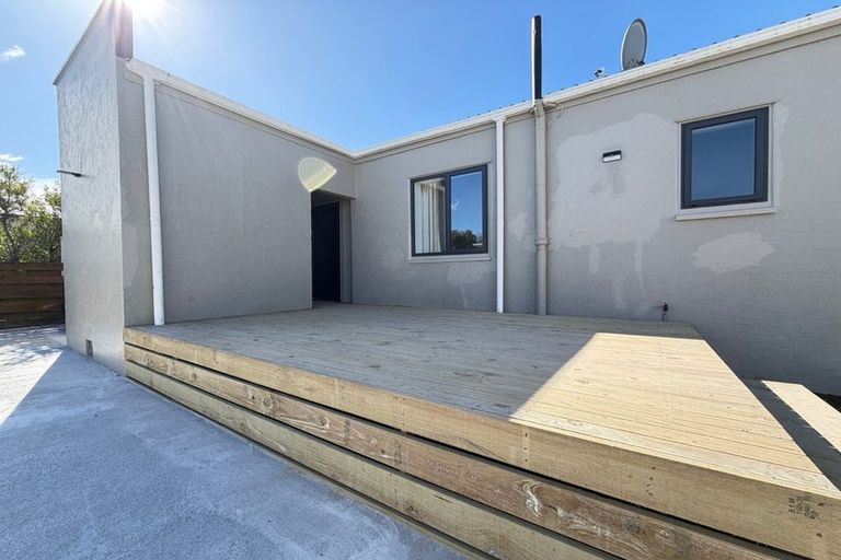 Photo of property in 8 Avon Street, Waterloo, Lower Hutt, 5011