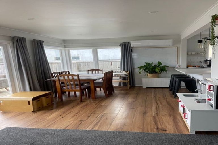 Photo of property in 152 Muritai Road, Eastbourne, Lower Hutt, 5013