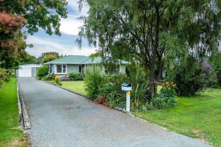 Photo of property in 32 Campbell Street, Geraldine, 7930