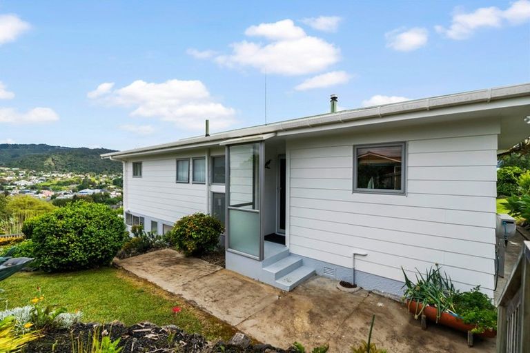 Photo of property in 11 Mountain Road, Morningside, Whangarei, 0110