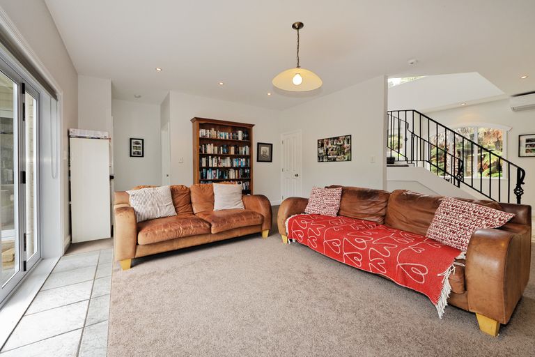 Photo of property in 56b Pleasant Road, Glen Eden, Auckland, 0602