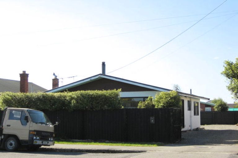 Photo of property in 6 Jennings Place, Rangiora, 7400