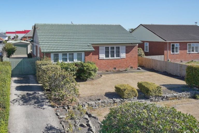 Photo of property in 27 Jollie Street, Linwood, Christchurch, 8062