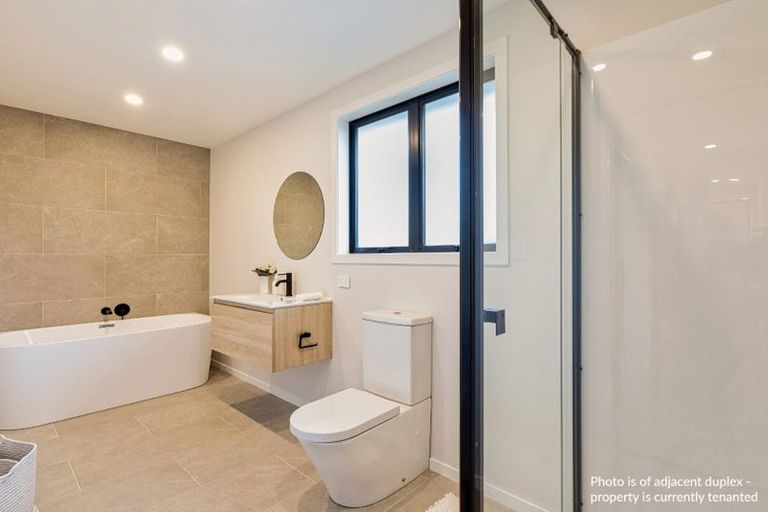 Photo of property in 52a Waipani Road, Te Atatu Peninsula, Auckland, 0610