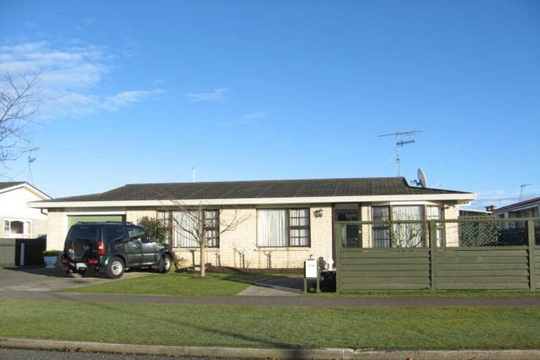 Photo of property in 18a-c Antrim Street, Windsor, Invercargill, 9810