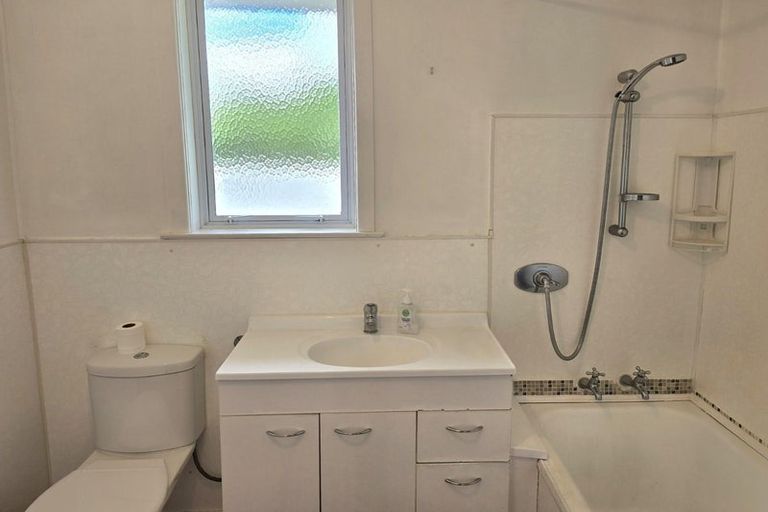 Photo of property in 5b Kirikiri Road, Woodhill, Whangarei, 0110