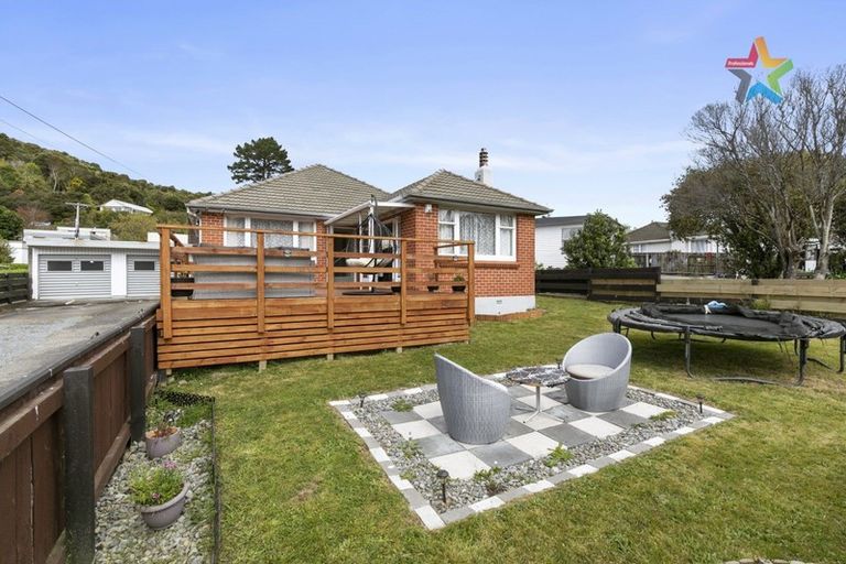 Photo of property in 113 Stokes Valley Road, Stokes Valley, Lower Hutt, 5019