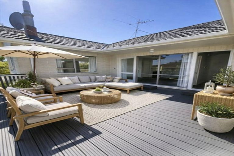 Photo of property in 16 Island View Terrace, Waikanae Beach, Waikanae, 5036