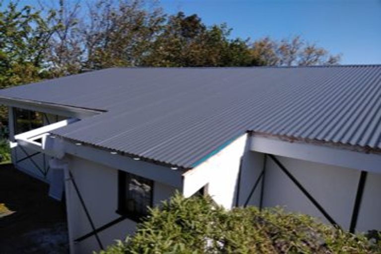 Photo of property in 24a Saint Ives Grove, Whalers Gate, New Plymouth, 4310