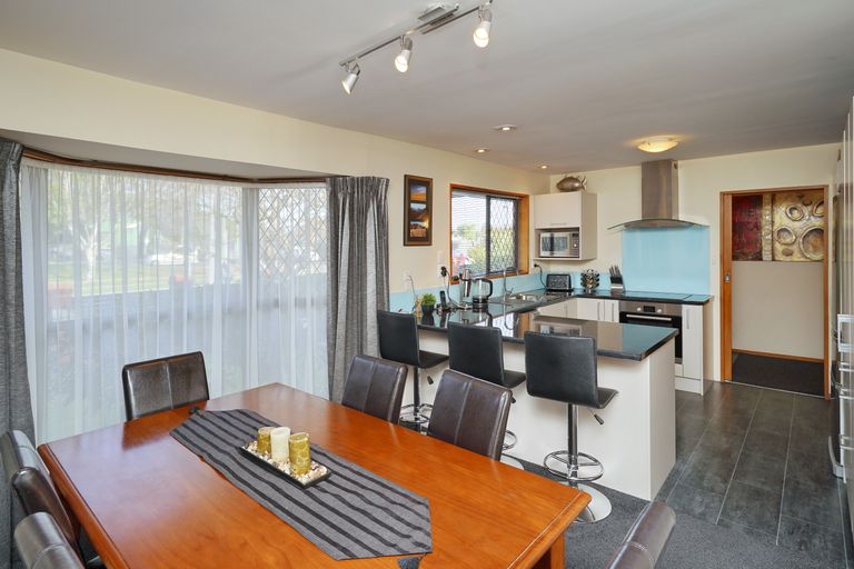 Photo of property in 46 Leacroft Street, Bishopdale, Christchurch, 8053