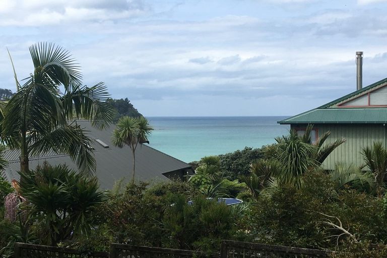 Photo of property in 31 Ocean View Road, Hatfields Beach, Orewa, 0931