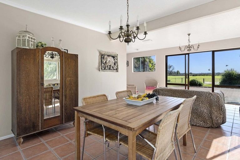 Photo of property in 30 Ngapeke Road, Welcome Bay, Tauranga, 3175