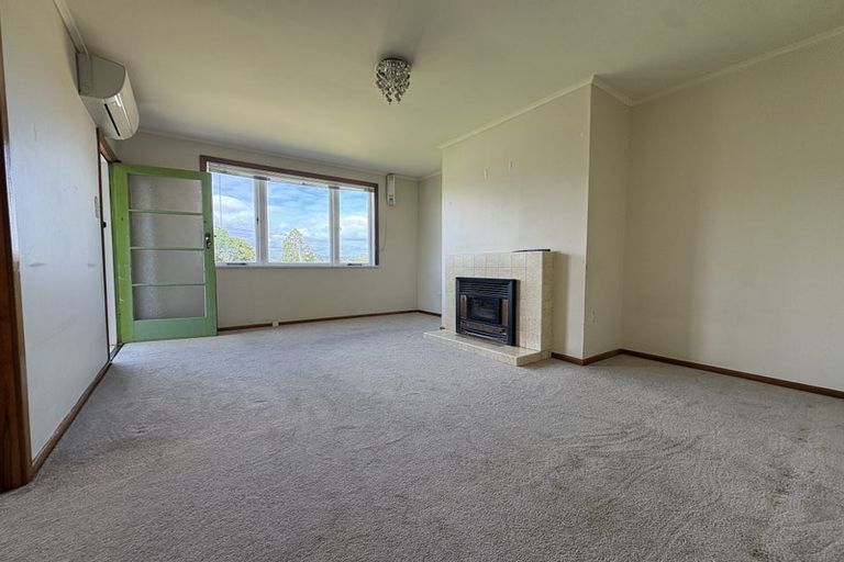 Photo of property in 14 Wharf Road, Te Atatu Peninsula, Auckland, 0610
