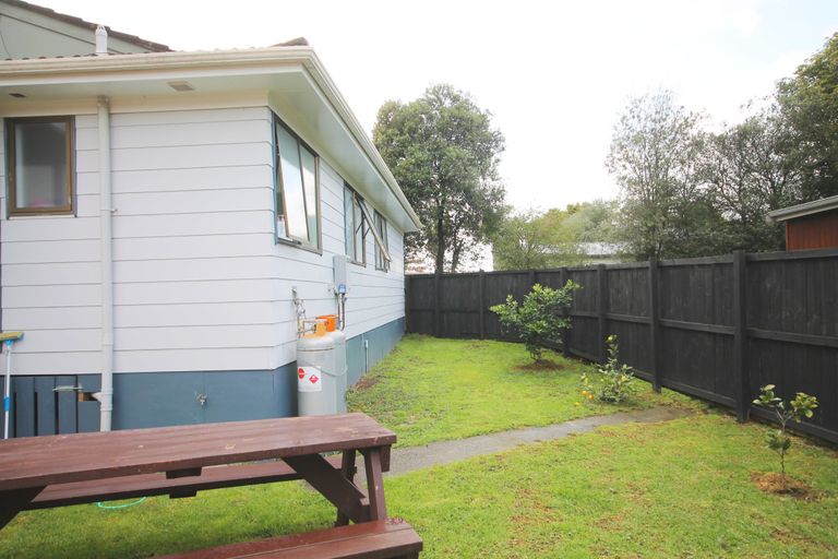 Photo of property in 71 Chichester Drive, Rosehill, Papakura, 2113
