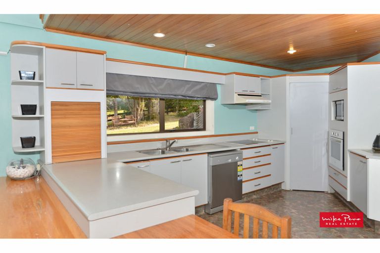 Photo of property in 100 Te Rongo Road, Parua Bay, Whangarei, 0174