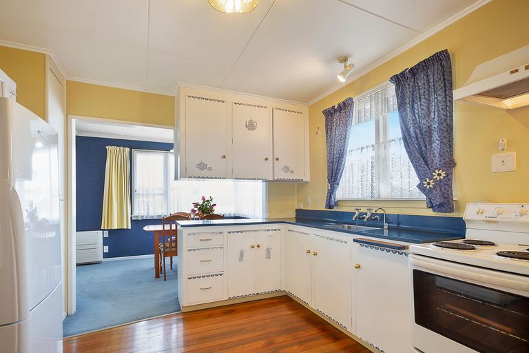 Photo of property in 56 Highfield Terrace, Newfield, Invercargill, 9812