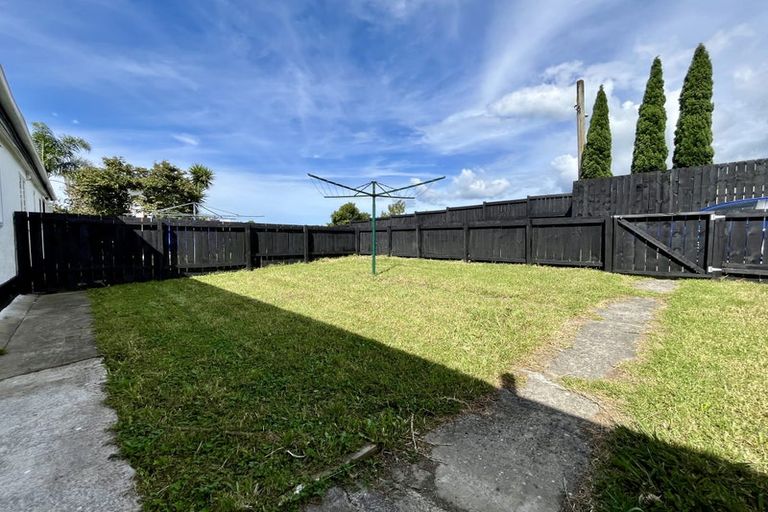 Photo of property in 59 Pah Road, Cockle Bay, Auckland, 2014