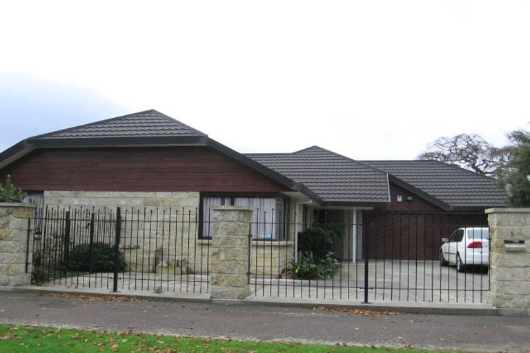 Photo of property in 5 Alan Street, Palmerston North, 4414