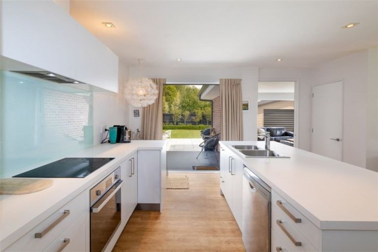 Photo of property in 25 Ryeland Avenue, Ilam, Christchurch, 8041