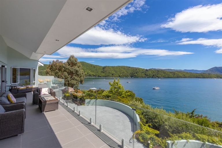 Photo of property in 2 Marina View Estate, Waikawa, Picton, 7281